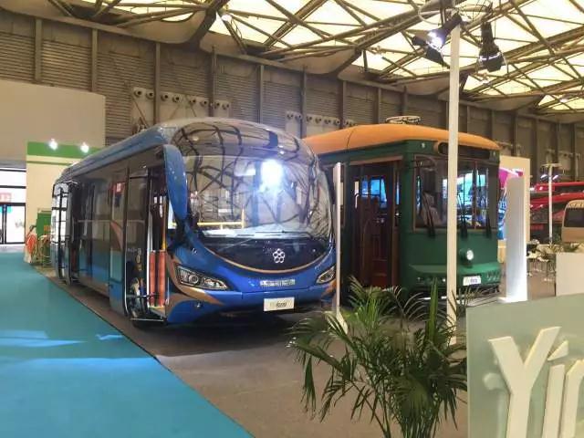 15067489139000956DD4.jpg 4.jpg